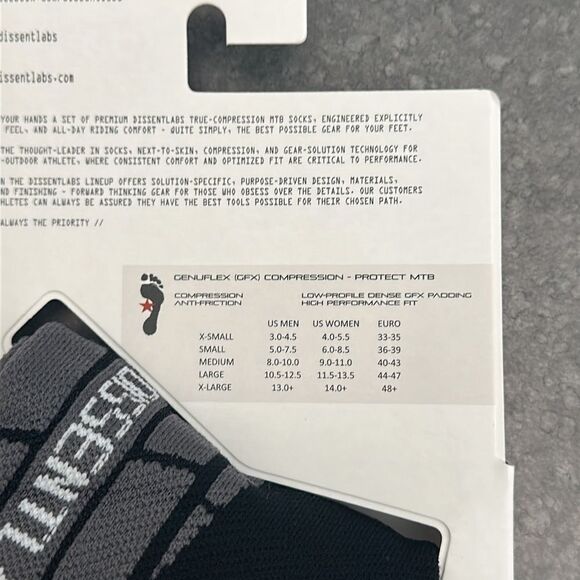 🆕 Dissent Labs Genuflex Compression Crew Socks - Picture 8 of 11